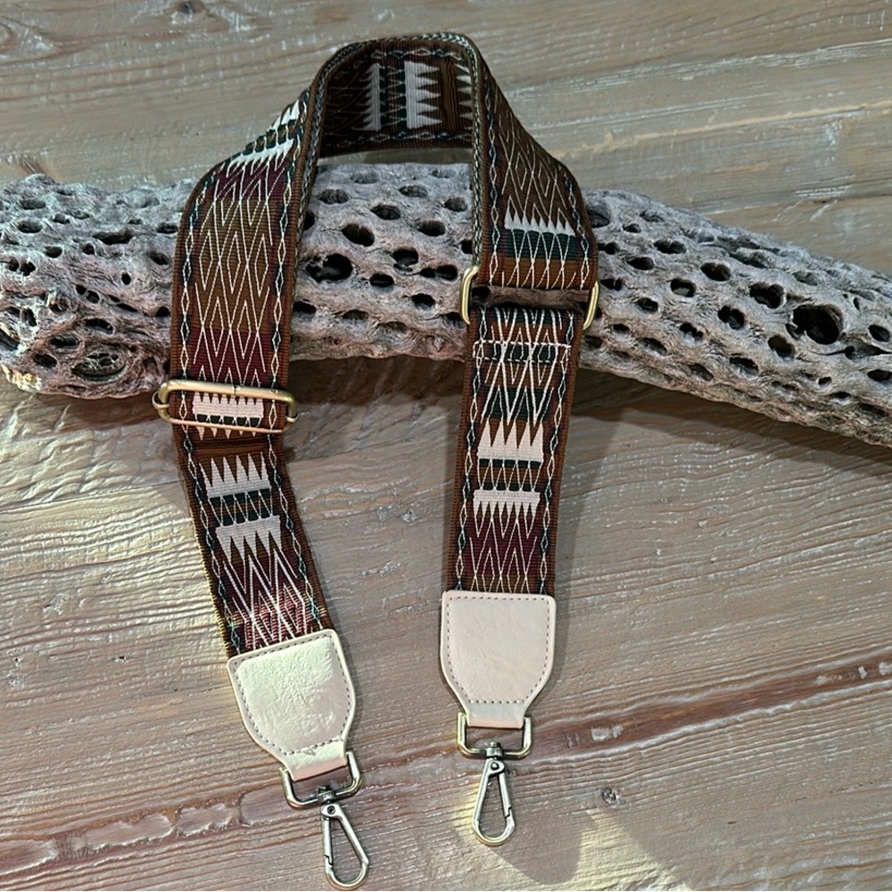 NWOT Aztec Print Adjustable Bag Strap